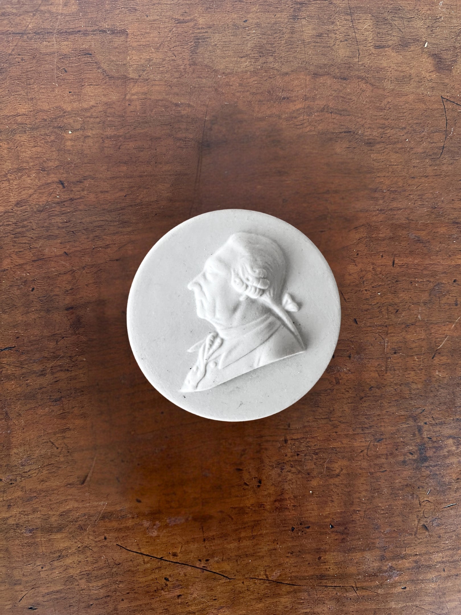 KPM Porzellan Plakette Medaille Friedrich der Große Flachrelief J.G. Müller 1785