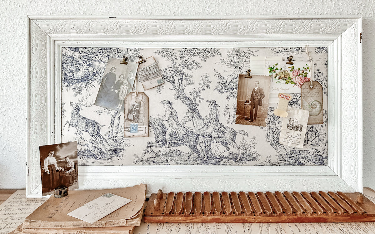 Memoboard Toile de Jouy in Brocante style