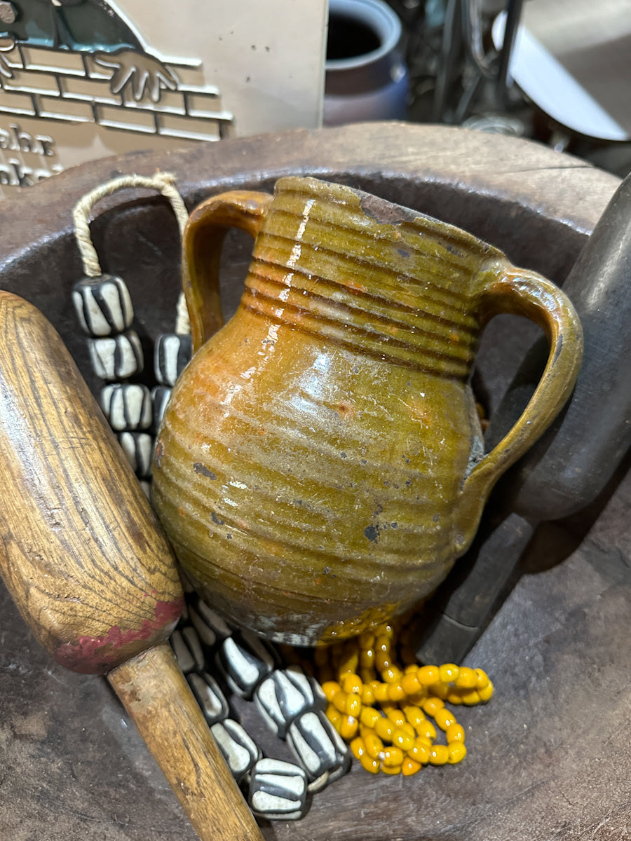 Antike Henkelvase aus Steingut