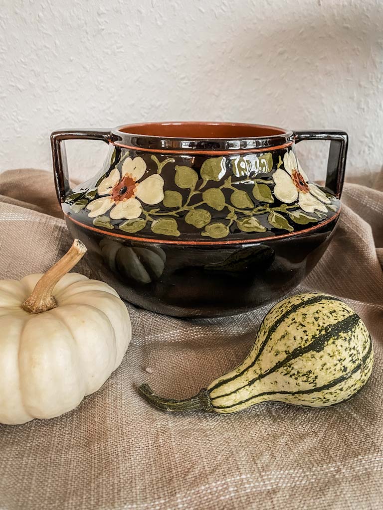 Small Art Deco ceramic vase